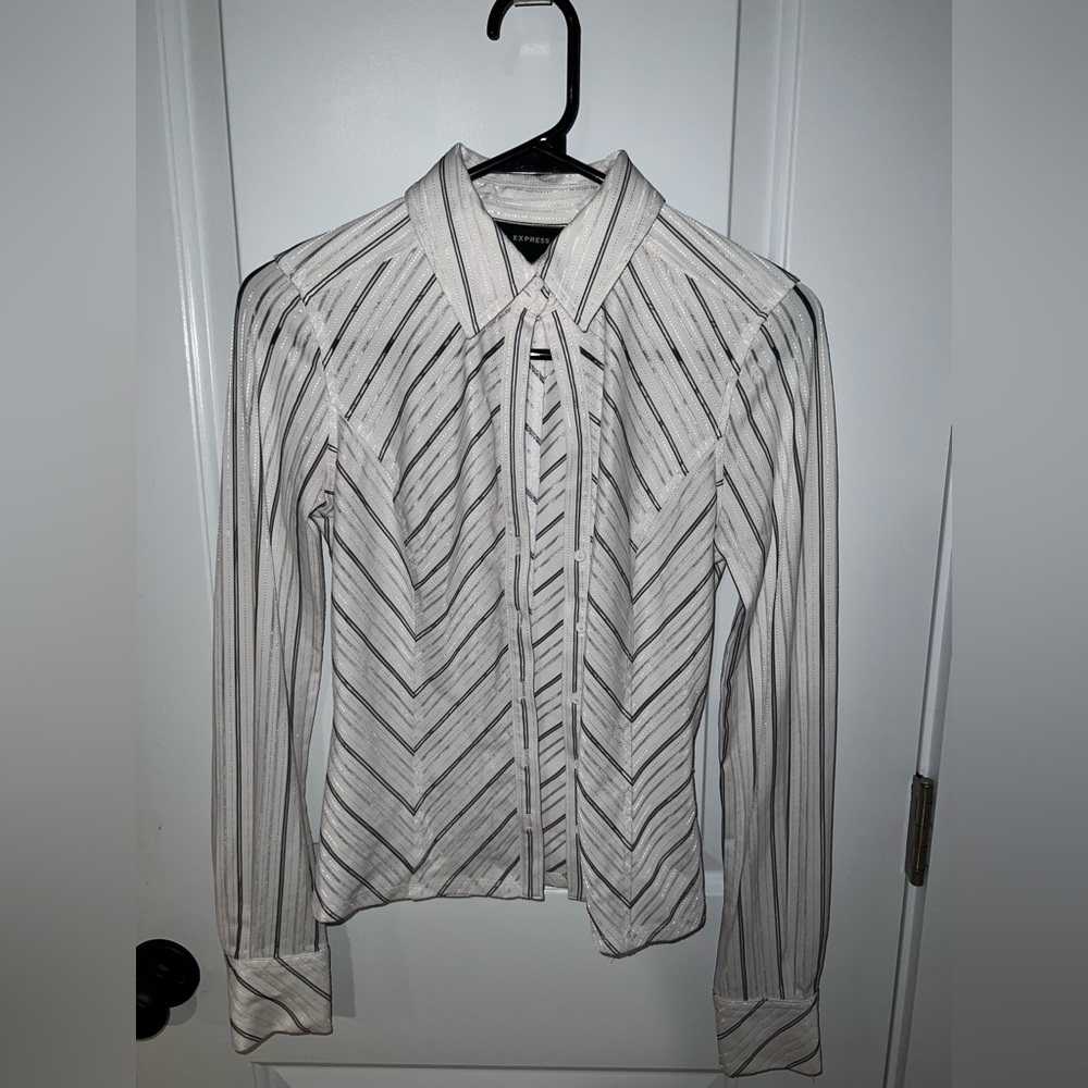 Express Women's Chevron Striped Button-Down Shirt